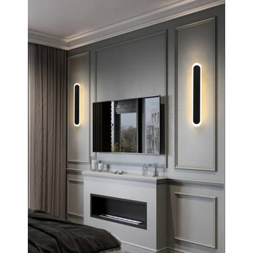 Настінний світильник Lunga Sconce 600 BK